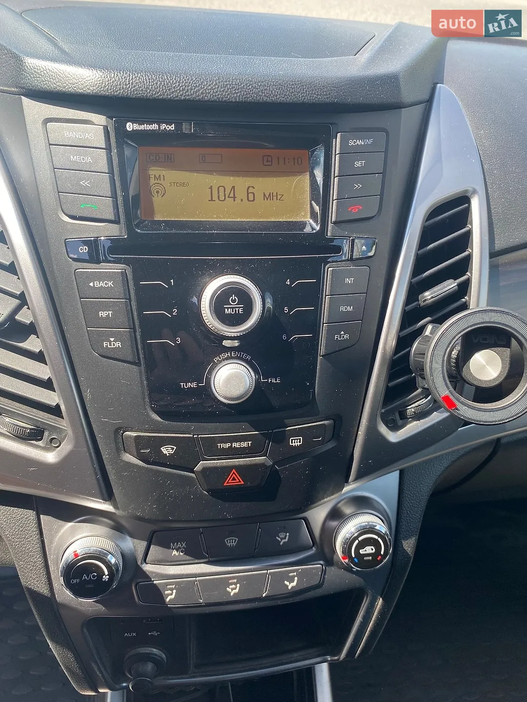 2014 SsangYong Korando - мініатюра 19