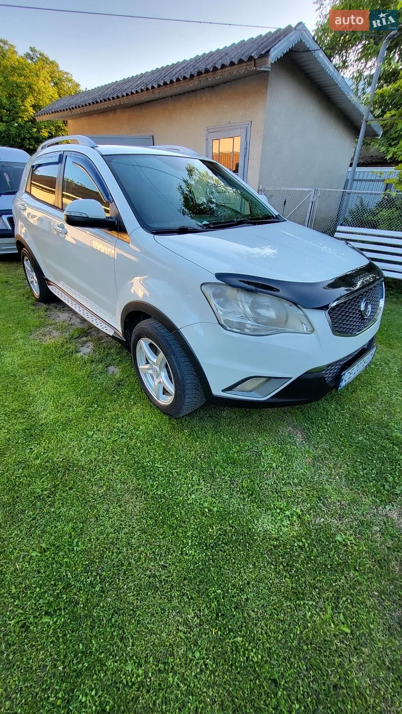 2011 SsangYong Korando - мініатюра 11
