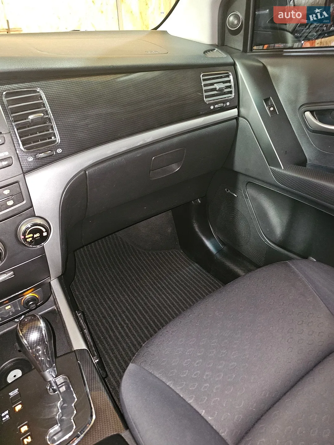 2012 SsangYong Korando - мініатюра 17