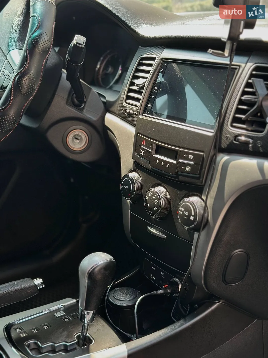 2011 SsangYong Korando - мініатюра 9