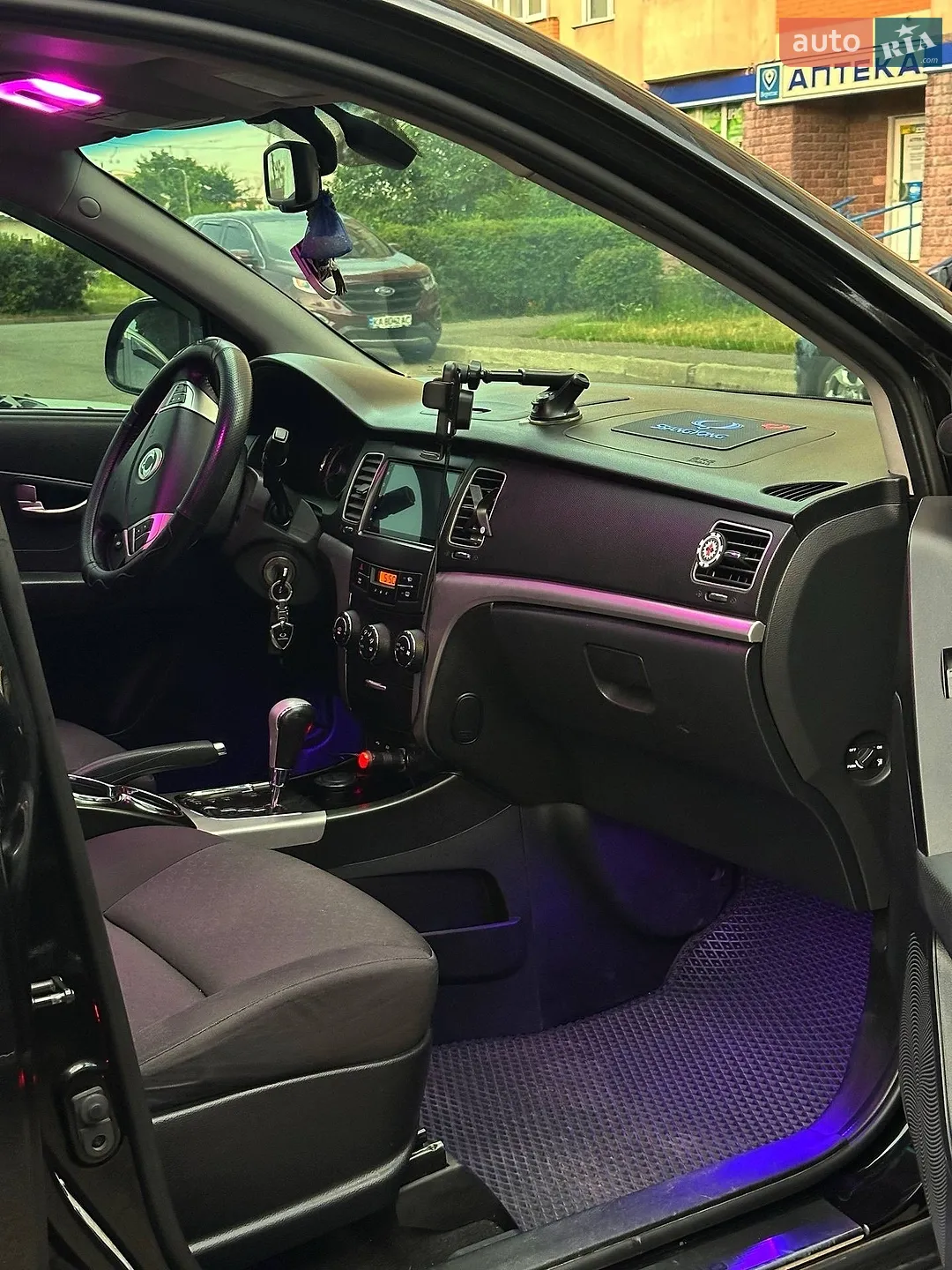 2011 SsangYong Korando - мініатюра 32