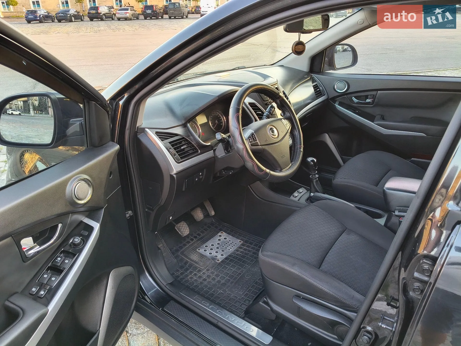 2014 SsangYong Korando - мініатюра 9