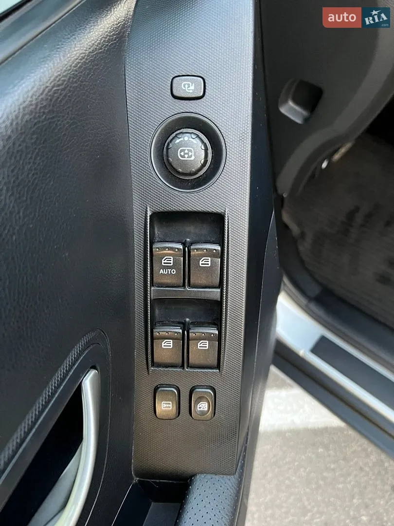 2011 SsangYong Korando - мініатюра 20