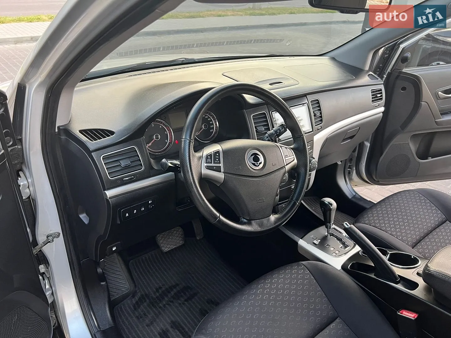 2011 SsangYong Korando - мініатюра 22