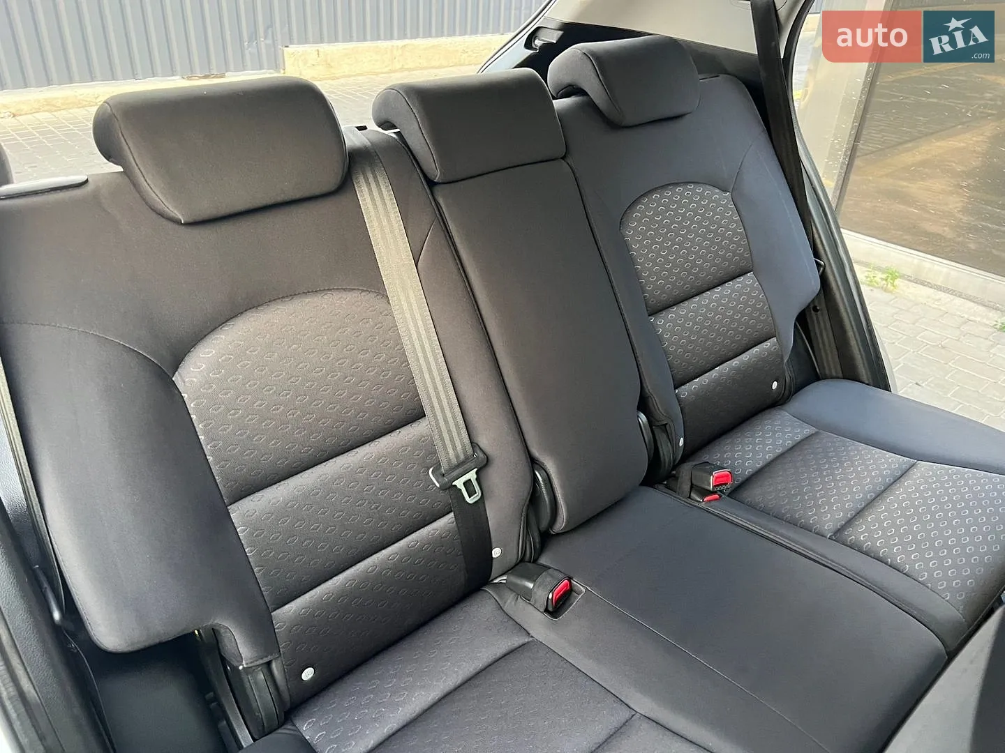 2011 SsangYong Korando - мініатюра 41