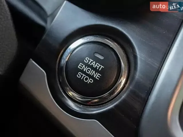2014 SsangYong Korando - мініатюра 14