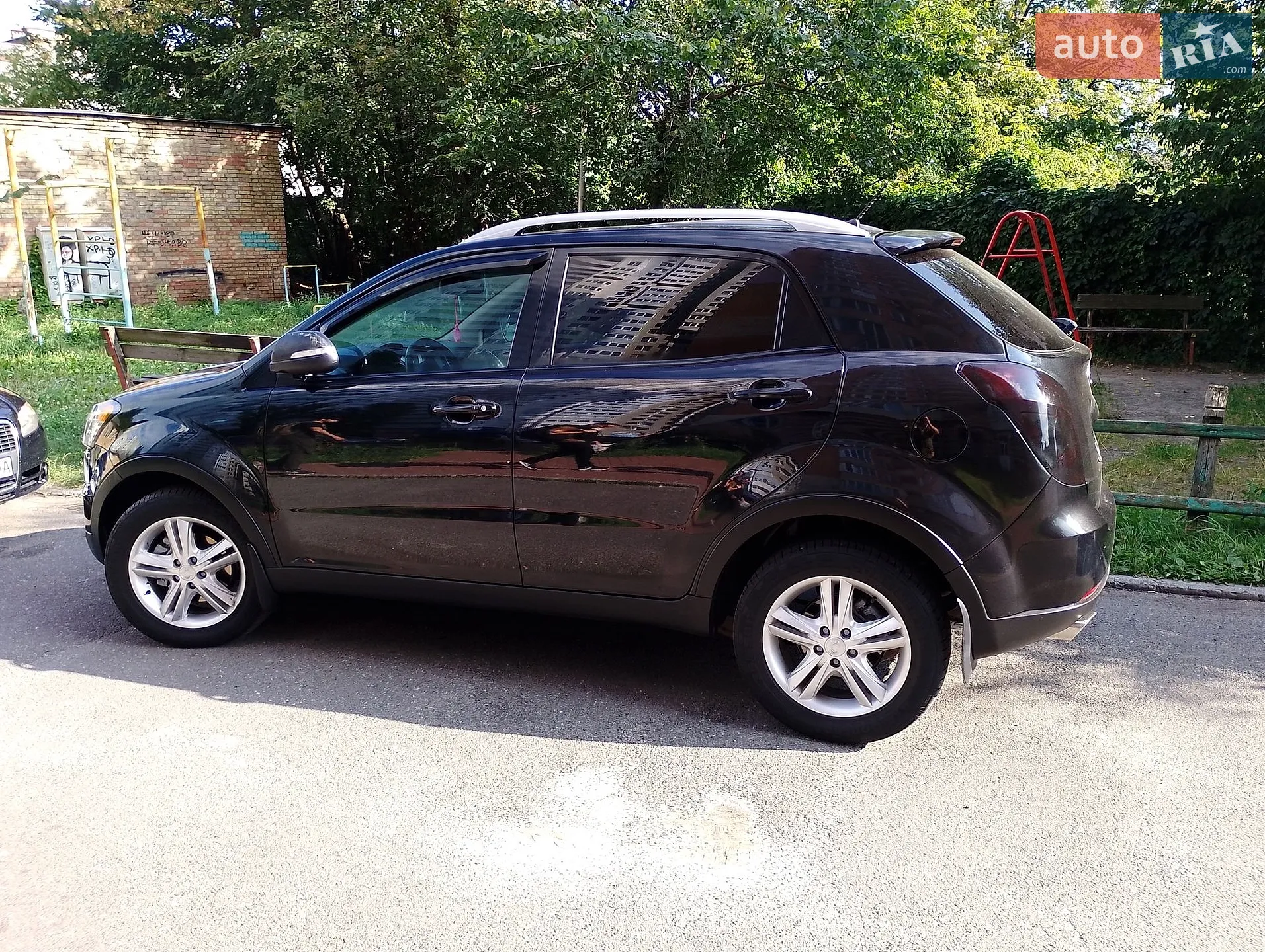 2014 SsangYong Korando - мініатюра 8