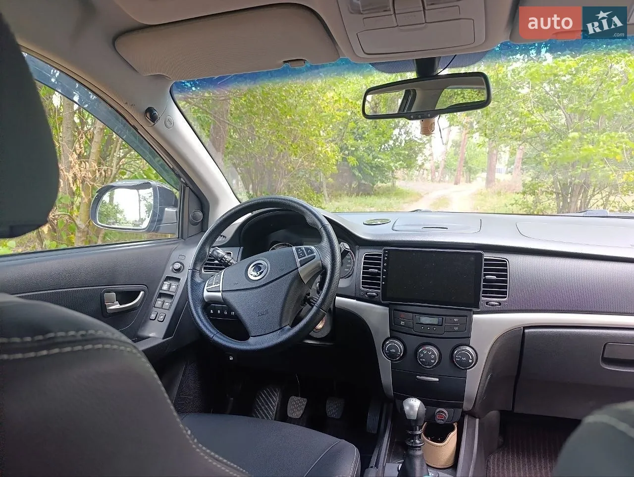 2010 SsangYong Korando - мініатюра 6