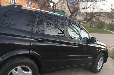 Позашляховик / Кросовер SsangYong Kyron 2006 в 