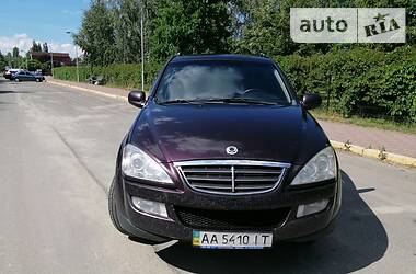 Позашляховик / Кросовер SsangYong Kyron 2010 в 