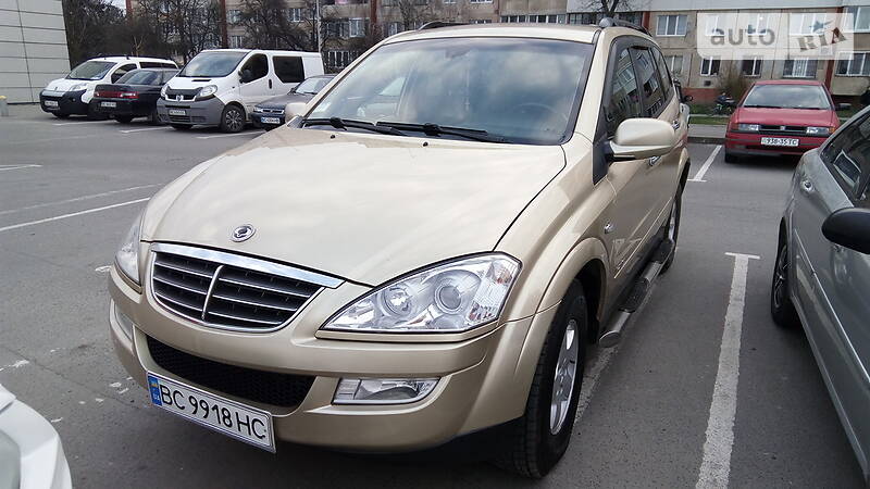 Позашляховик / Кросовер SsangYong Kyron 2009 в Львові