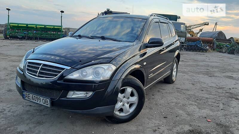 Внедорожник / Кроссовер SsangYong Kyron 2010 в Днепре