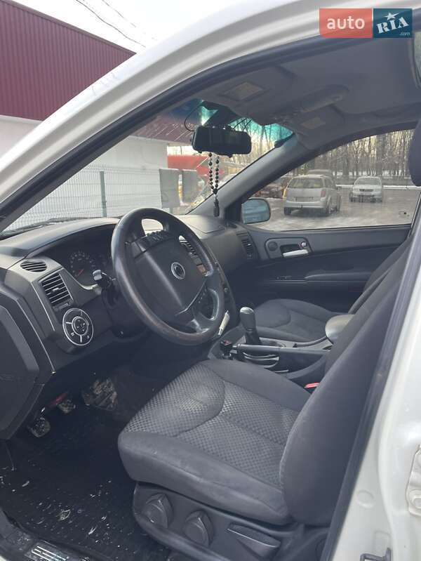 Позашляховик / Кросовер SsangYong Kyron 2009 в Вінниці