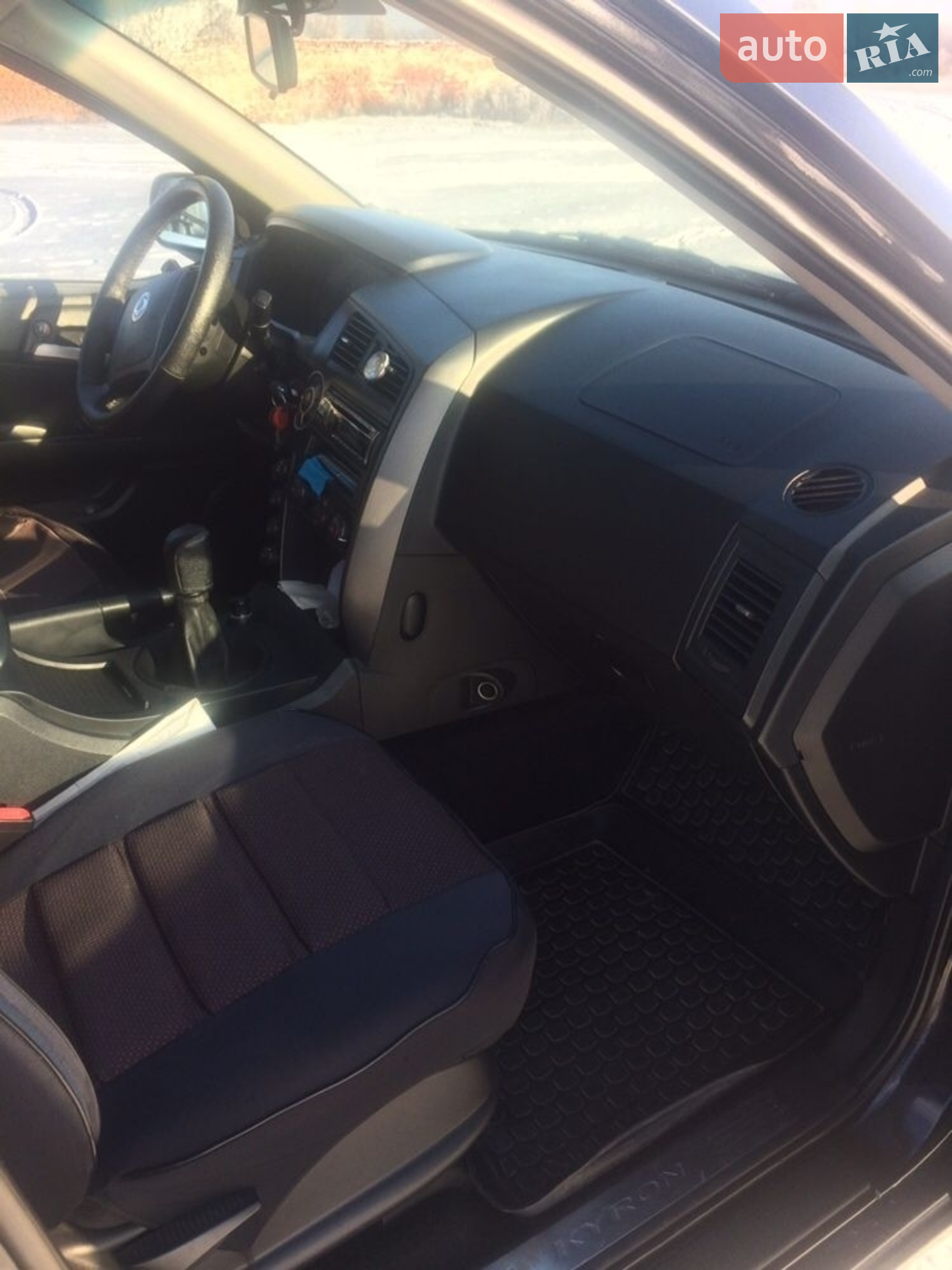 2011 SsangYong Kyron - мініатюра 7