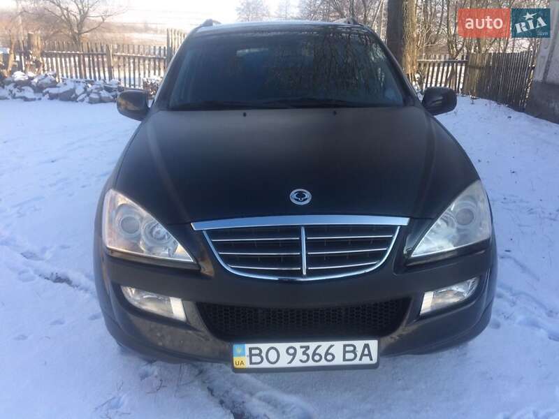 Внедорожник / Кроссовер SsangYong Kyron 2011 в Тернополе