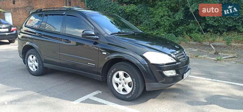 Внедорожник / Кроссовер SsangYong Kyron 2010 в Николаеве