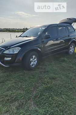 Седан SsangYong Kyron 2010 в 