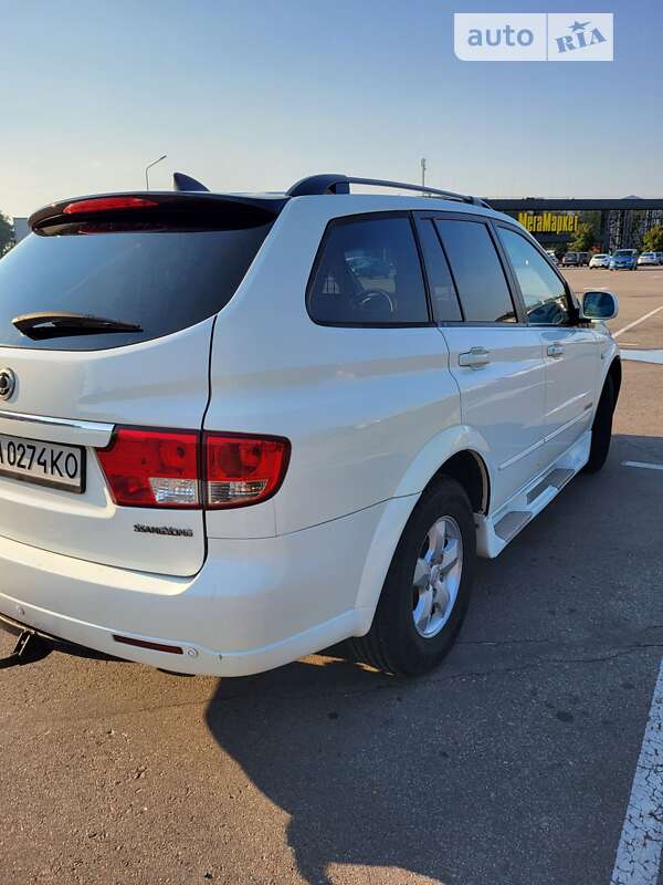 Позашляховик / Кросовер SsangYong Kyron 2009 в Києві