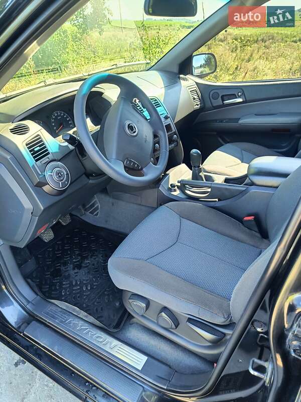 Внедорожник / Кроссовер SsangYong Kyron 2007 в Ровно