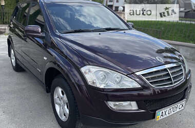 Внедорожник / Кроссовер SsangYong Kyron 2010 в 