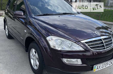 Внедорожник / Кроссовер SsangYong Kyron 2010 в 