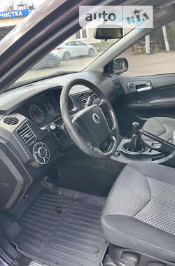 Внедорожник / Кроссовер SsangYong Kyron 2010 в 