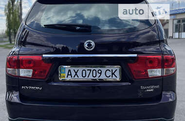 Внедорожник / Кроссовер SsangYong Kyron 2010 в 
