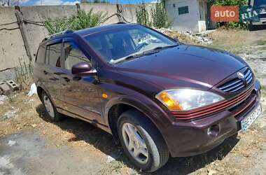 Внедорожник / Кроссовер SsangYong Kyron 2006 в 