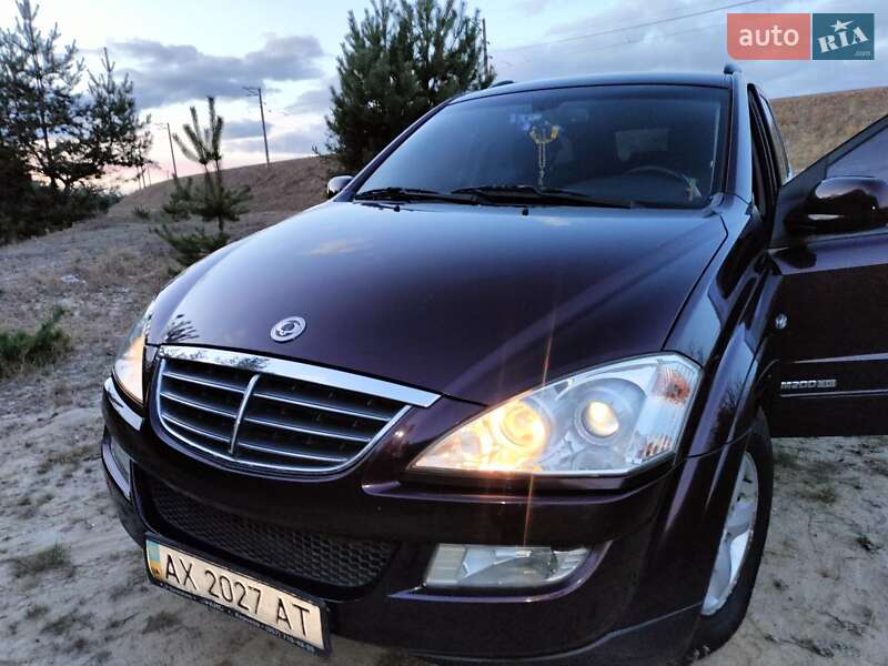 Внедорожник / Кроссовер SsangYong Kyron 2009 в Харькове