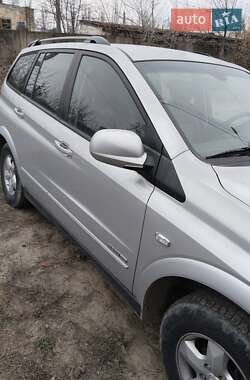 Внедорожник / Кроссовер SsangYong Kyron 2010 в 