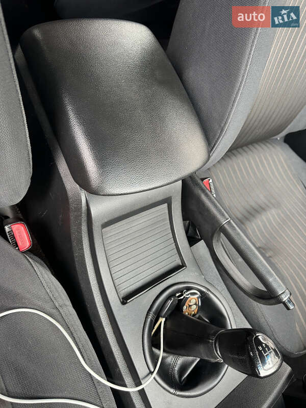 Внедорожник / Кроссовер SsangYong Kyron 2009 в Киеве фото 17 Внедорожник / Кроссовер SsangYong Kyron 2009 в Киеве