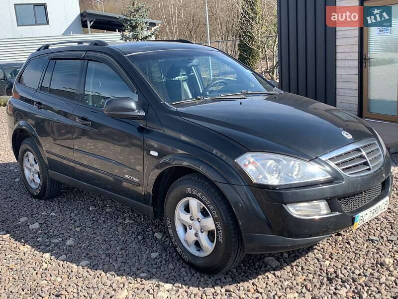 Позашляховик / Кросовер SsangYong Kyron 2009 в Львові