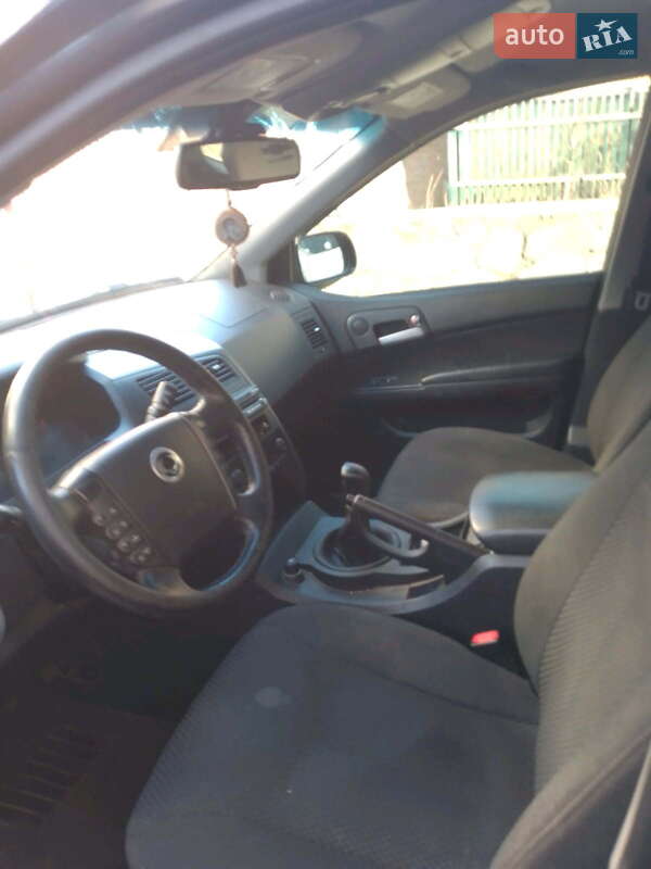 Внедорожник / Кроссовер SsangYong Kyron 2010 в Ружине фото 6 Внедорожник / Кроссовер SsangYong Kyron 2010 в Ружине