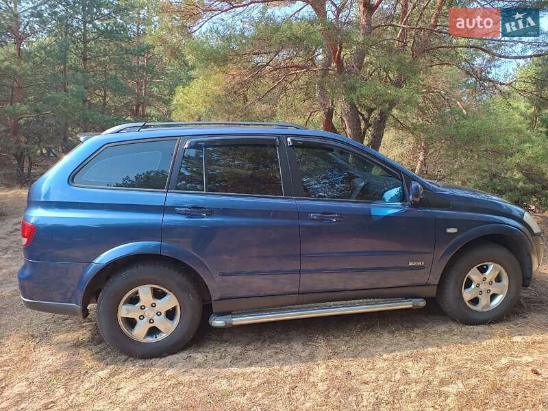 Внедорожник / Кроссовер SsangYong Kyron 2011 в Днепре