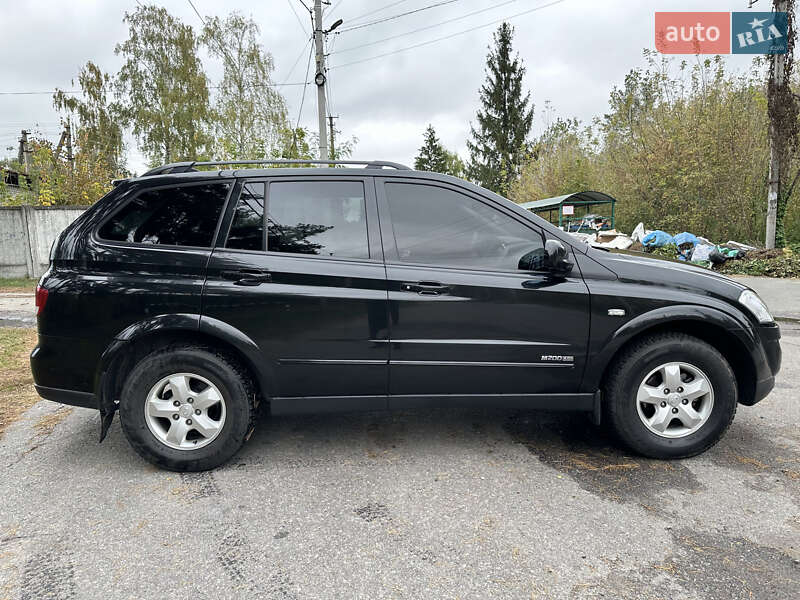 Внедорожник / Кроссовер SsangYong Kyron 2014 в Киеве