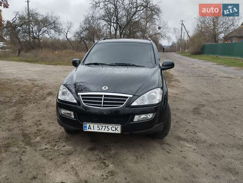 Внедорожник / Кроссовер SsangYong Kyron 2010 в 
