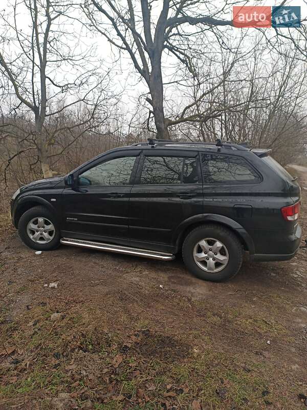 Внедорожник / Кроссовер SsangYong Kyron 2010 в 
