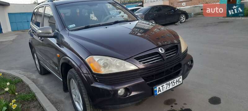 Внедорожник / Кроссовер SsangYong Kyron 2006 в 