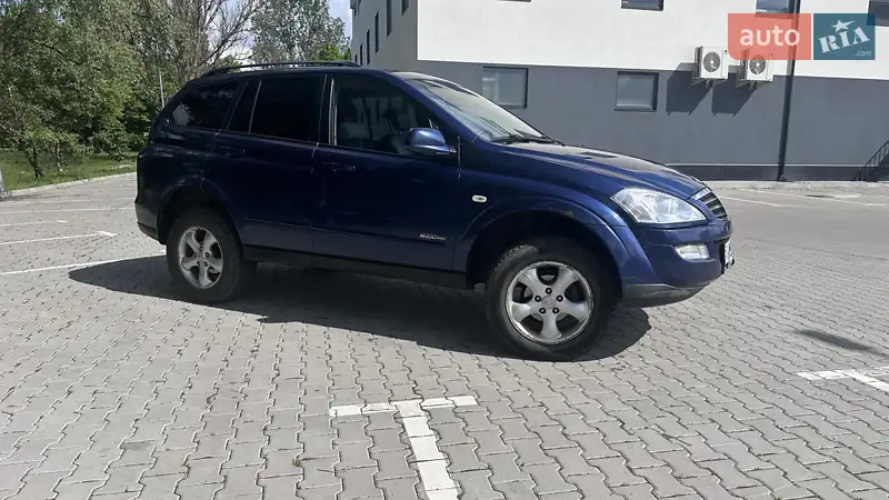Внедорожник / Кроссовер SsangYong Kyron 2008 в 