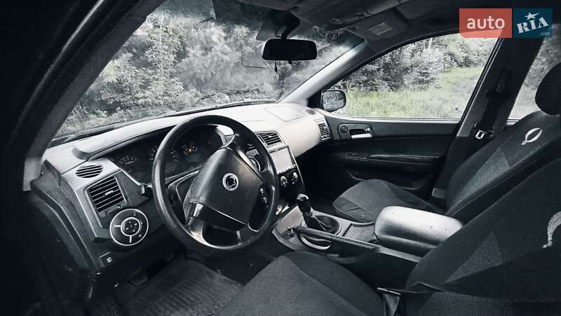 Внедорожник / Кроссовер SsangYong Kyron 2010 в Харькове