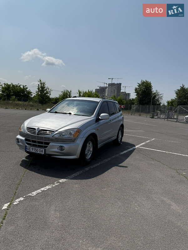Внедорожник / Кроссовер SsangYong Kyron 2006 в 