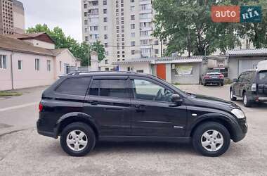 Внедорожник / Кроссовер SsangYong Kyron 2009 в 
