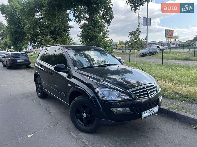 Внедорожник / Кроссовер SsangYong Kyron 2012 в 