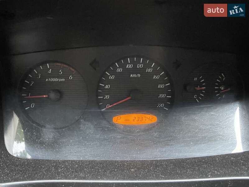 Внедорожник / Кроссовер SsangYong Kyron 2010 в Харькове