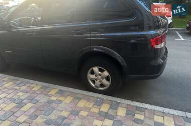 Внедорожник / Кроссовер SsangYong Kyron 2010 в 