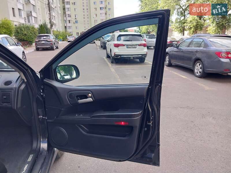 Внедорожник / Кроссовер SsangYong Kyron 2009 в Николаеве