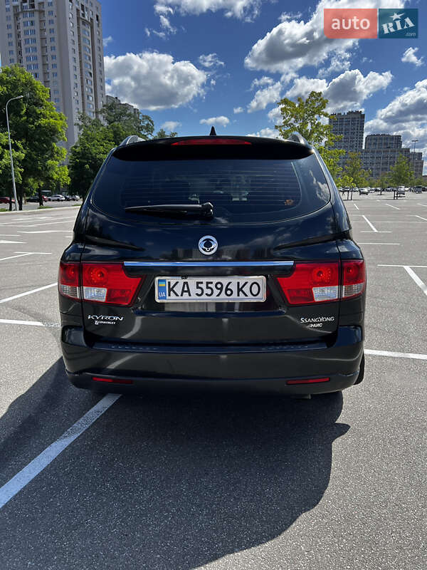Внедорожник / Кроссовер SsangYong Kyron 2010 в Киеве