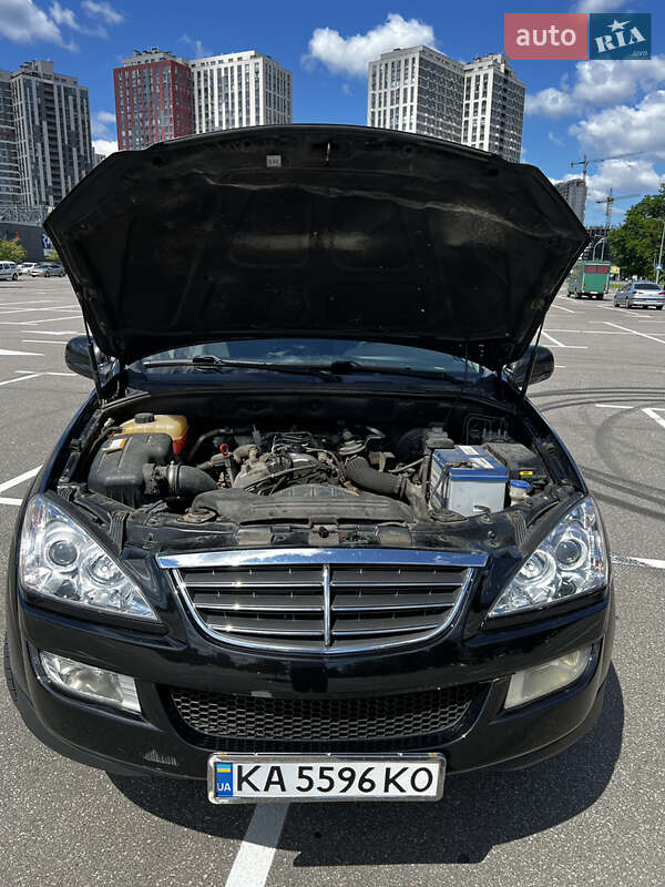 Внедорожник / Кроссовер SsangYong Kyron 2010 в Киеве