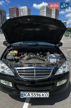 Внедорожник / Кроссовер SsangYong Kyron 2010 в 