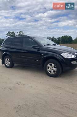 Позашляховик / Кросовер SsangYong Kyron 2010 в 